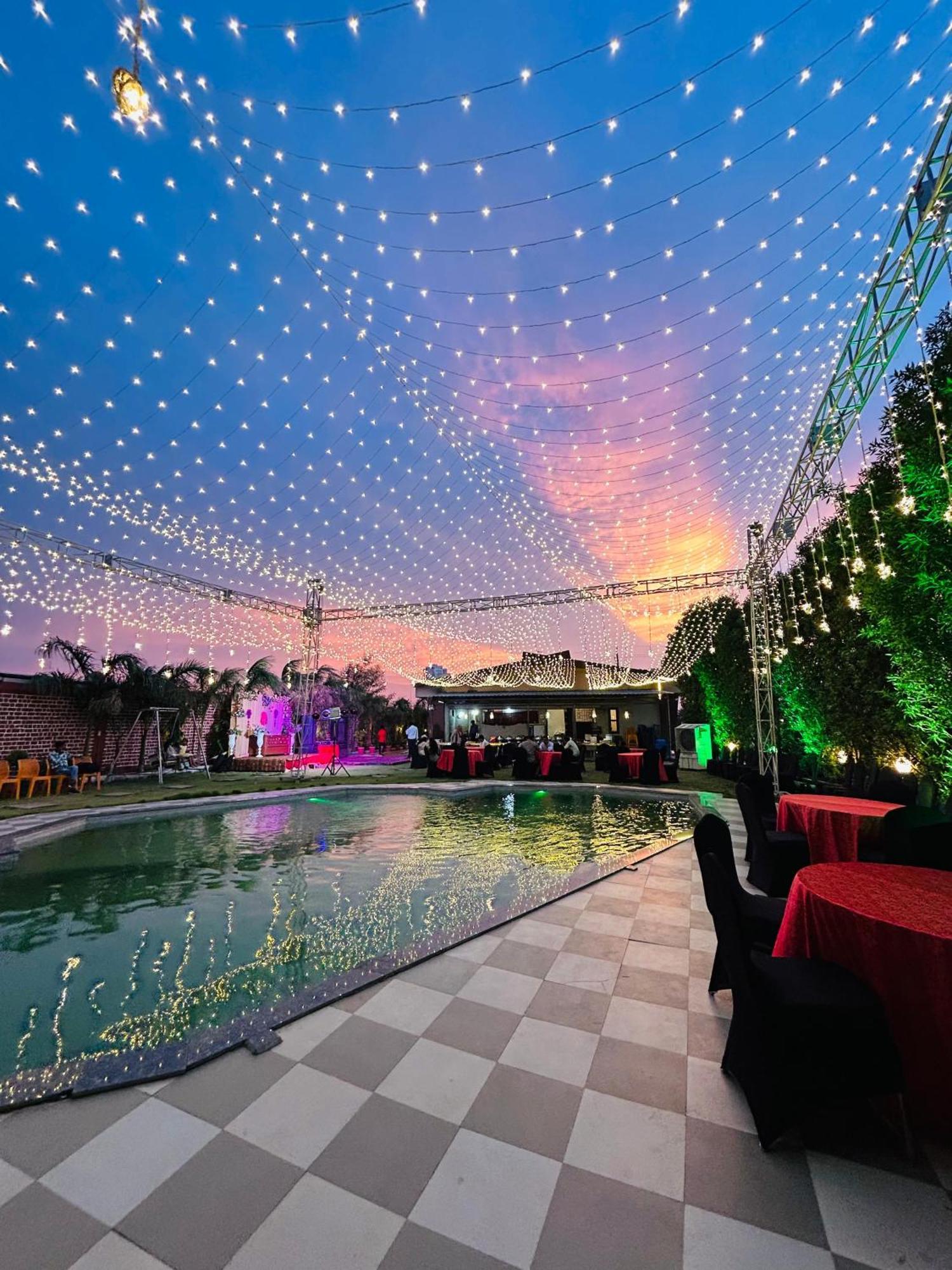 Krishnam Resort ジャバルプル エクステリア 写真