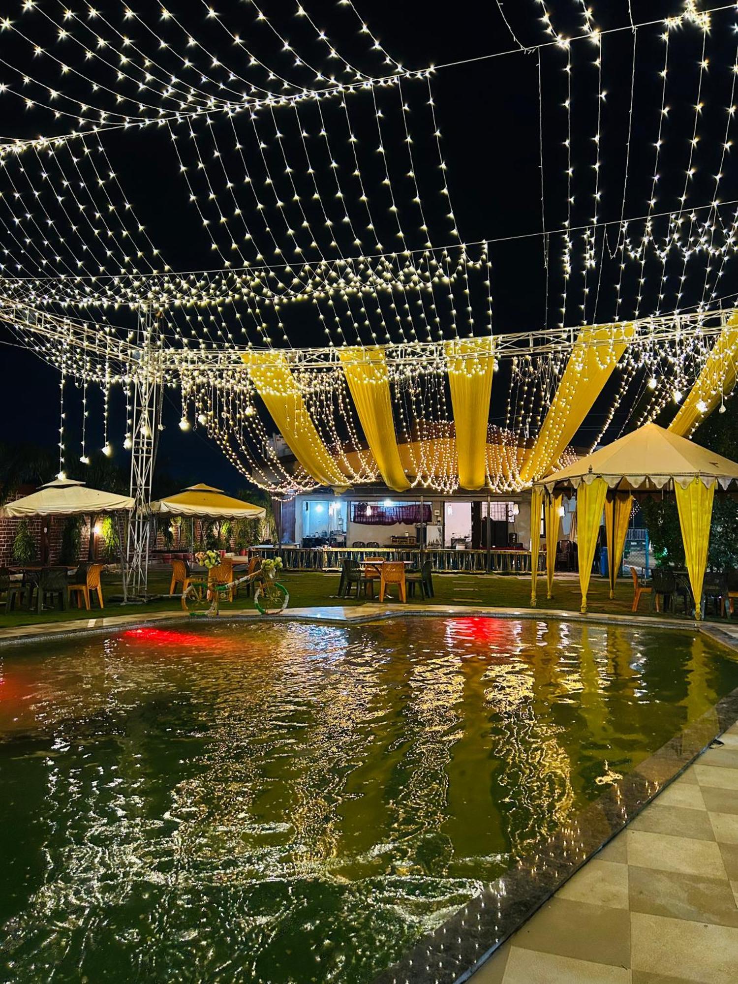 Krishnam Resort ジャバルプル エクステリア 写真